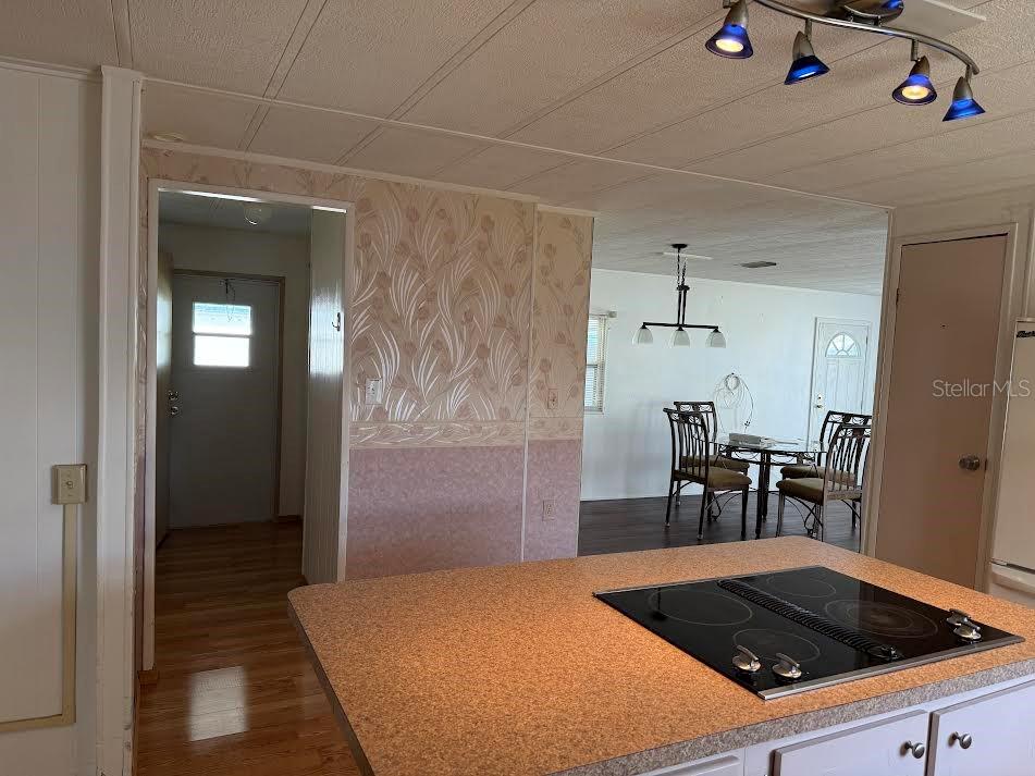 COLONY COVE MHP CO-OP - Residential