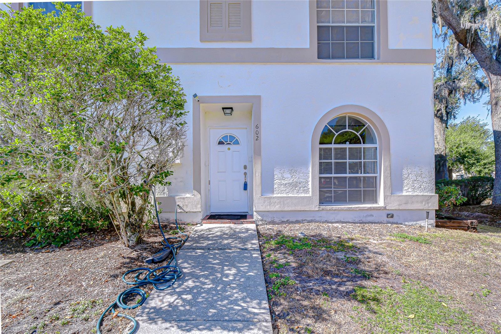 KINGSS COURT TWNHMS - Residential