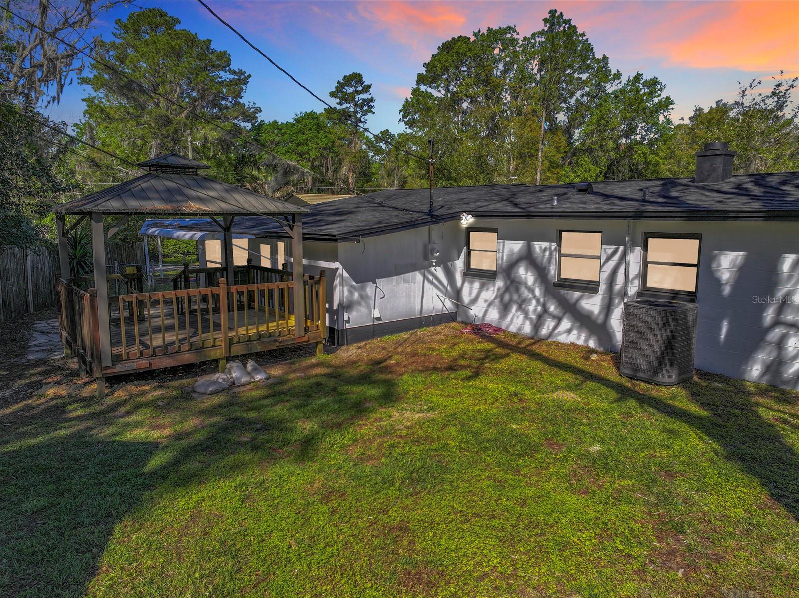 1411 SE 41ST PLACE