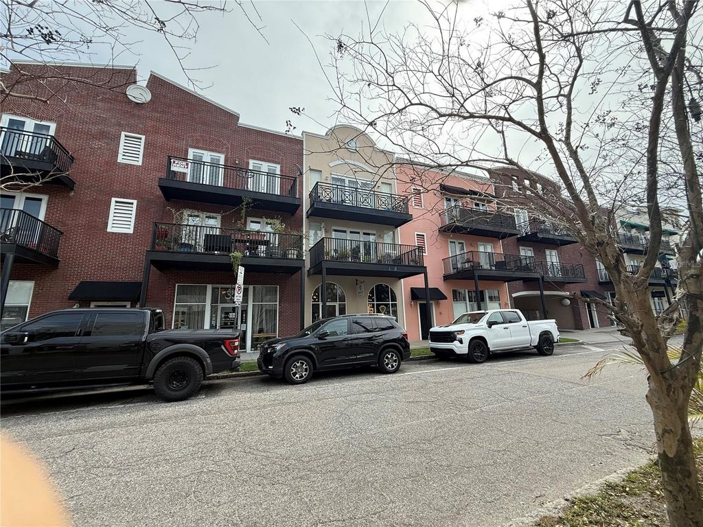 Photo of 2002 E 5th Avenue #302, Tampa, FL 33605 (MLS # TB8482793)