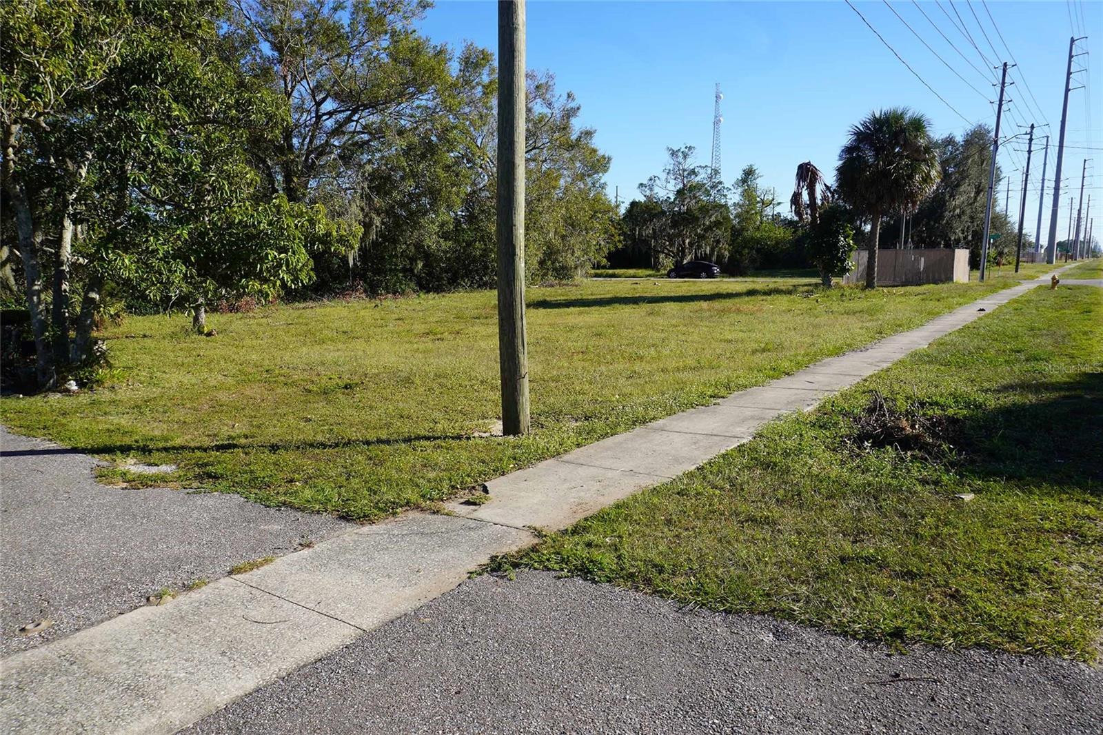 A B CANTERS SUB - Land