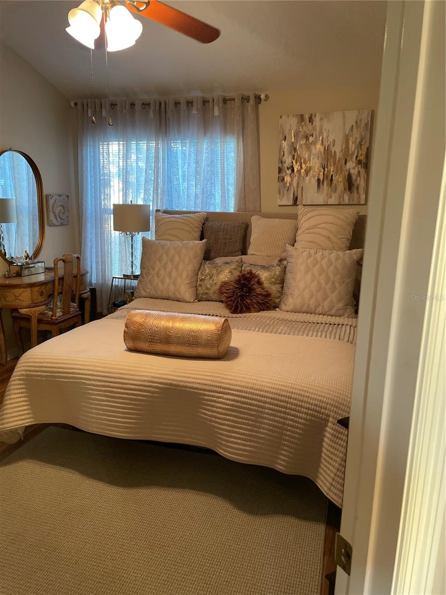 LADY LAKE ORANGE BLOSSOM GARDENS UNIT 18 - Residential