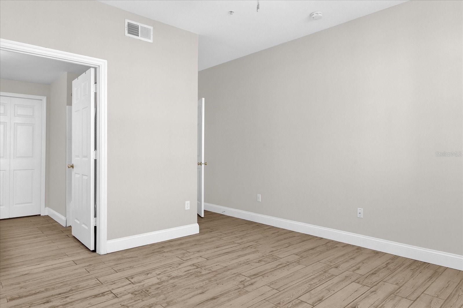 HAMPTONS/METROWEST - Residential