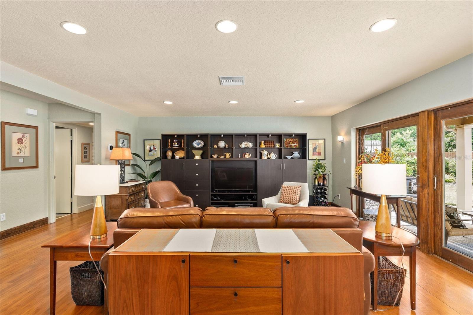 1618 PEPPERIDGE DRIVE