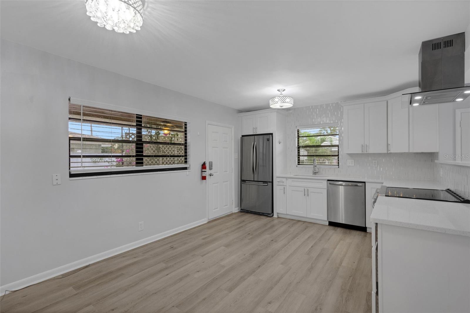 RIVERSIDE NORTH - Residential