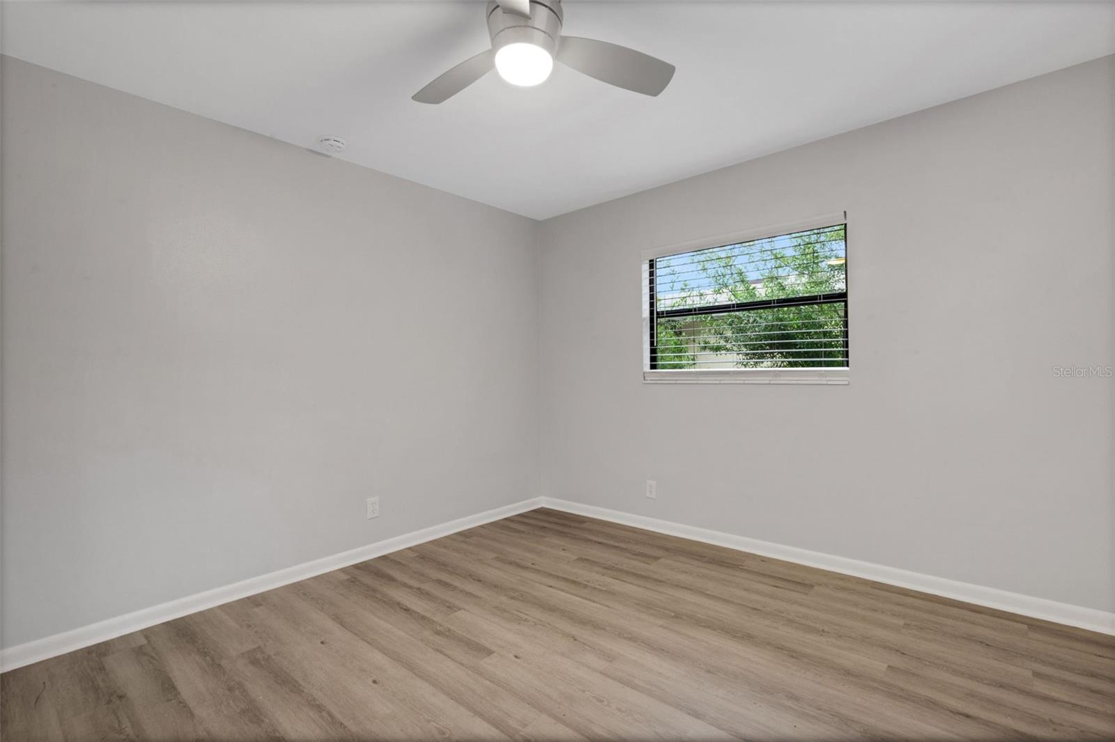 RIVERSIDE NORTH - Residential