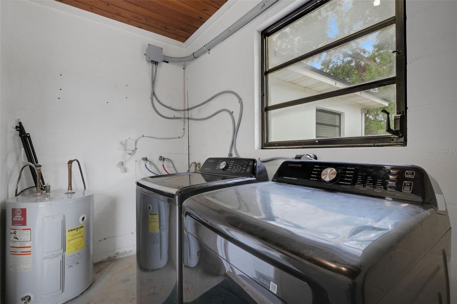 RIVERSIDE NORTH - Residential