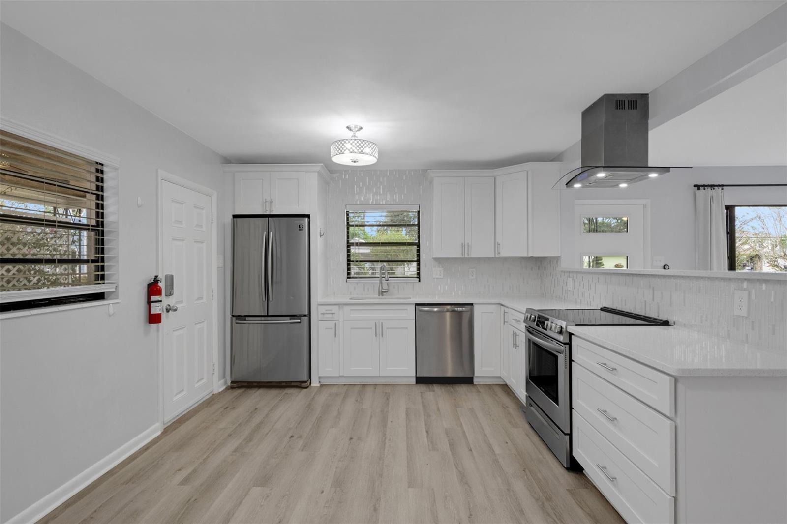 RIVERSIDE NORTH - Residential