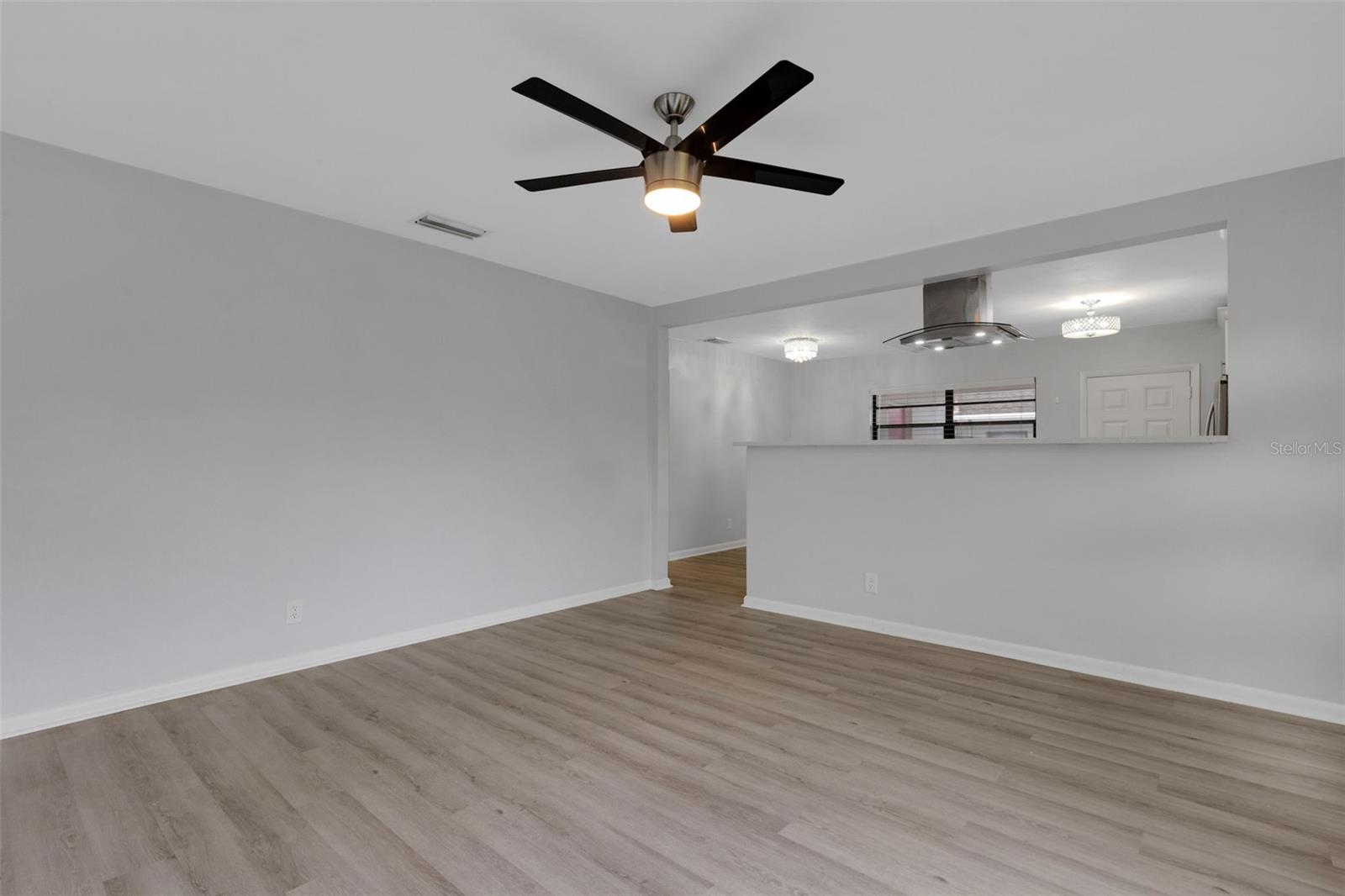 RIVERSIDE NORTH - Residential