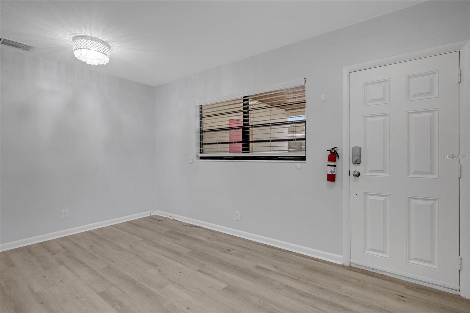 RIVERSIDE NORTH - Residential