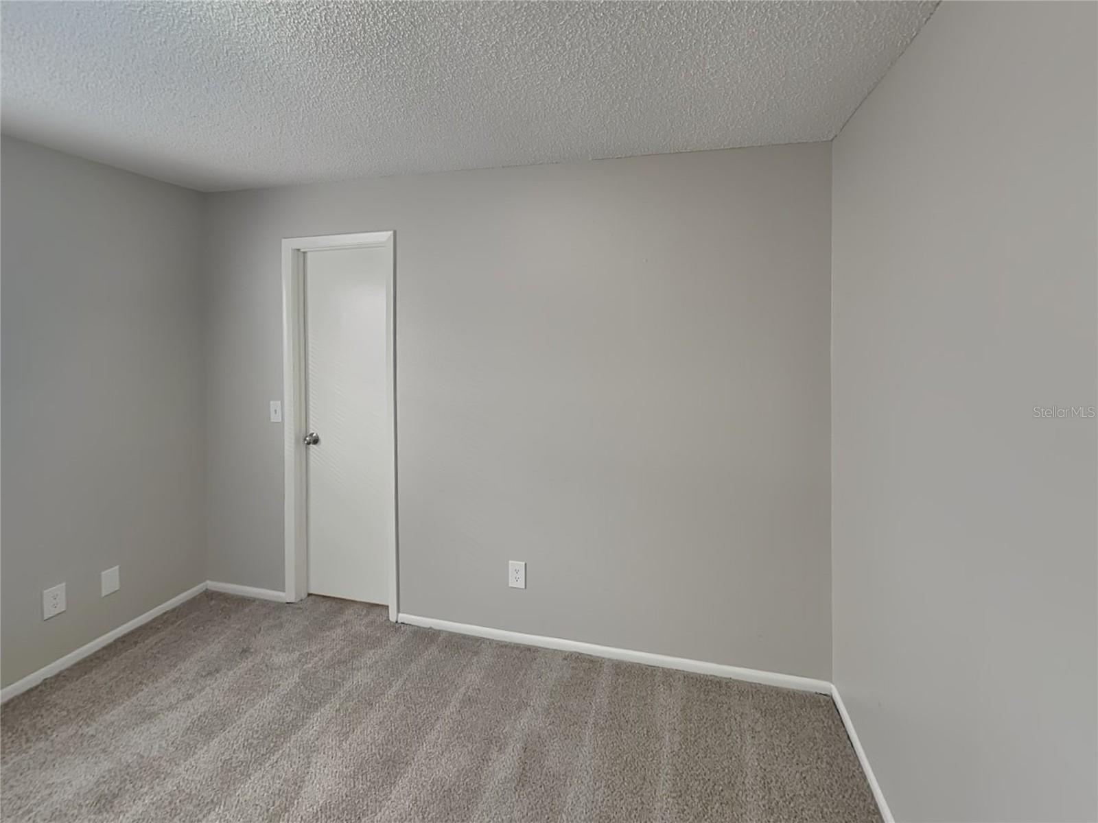 GREENWOOD LAKES UNIT D-3B 1ST ADD - Residential Lease