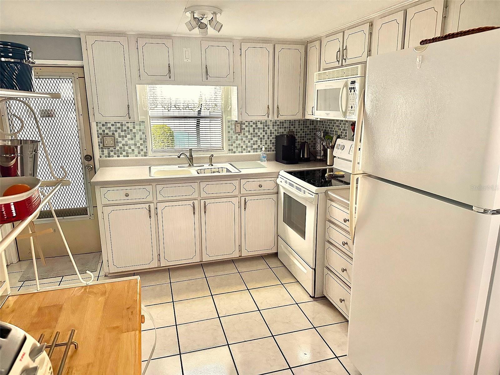 2000 E BAY DRIVE 112
