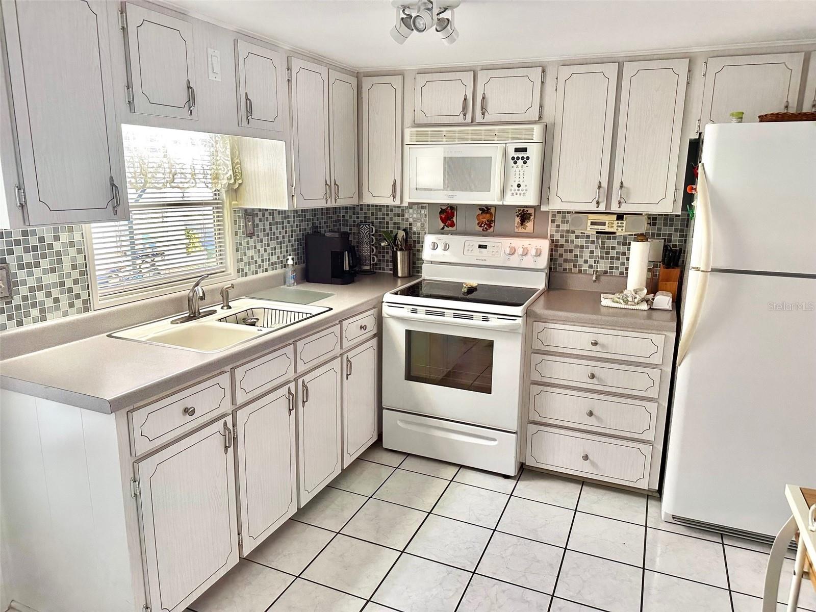 2000 E BAY DRIVE 112