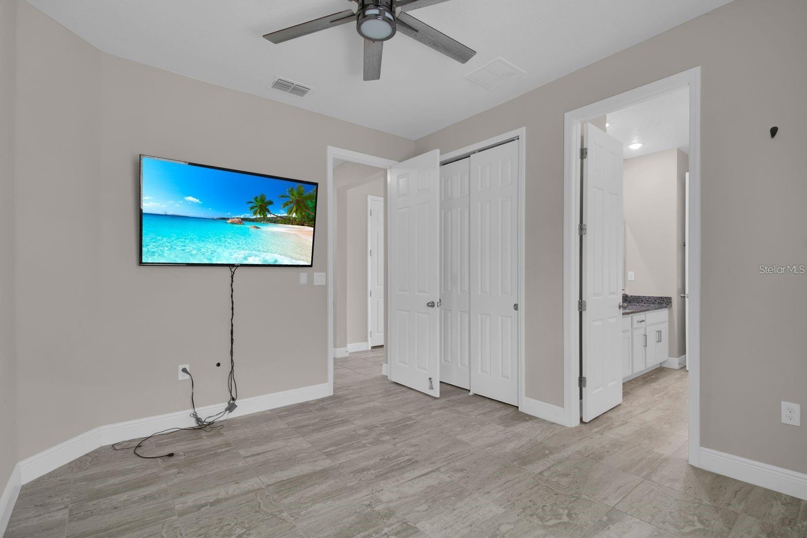 TAPESTRY PH 5 - Residential