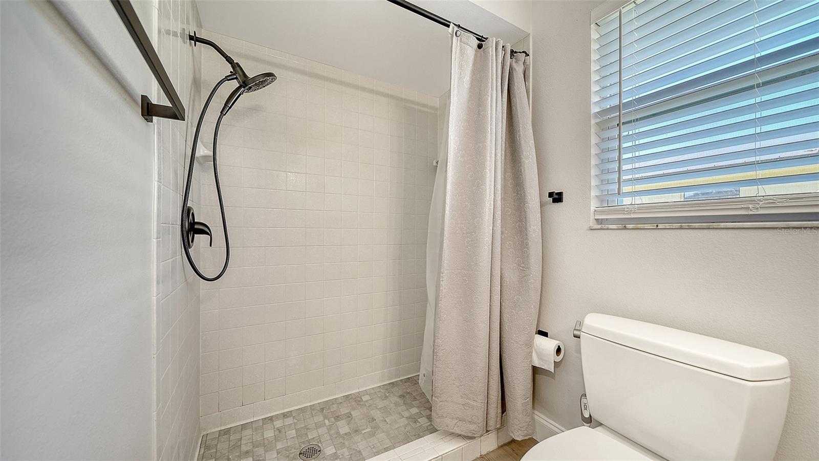 GOLFVIEW SUB - Residential