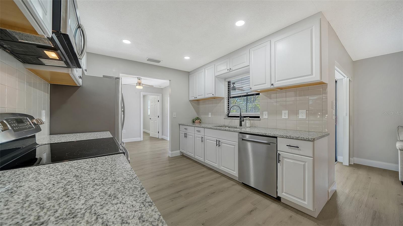 GOLFVIEW SUB - Residential