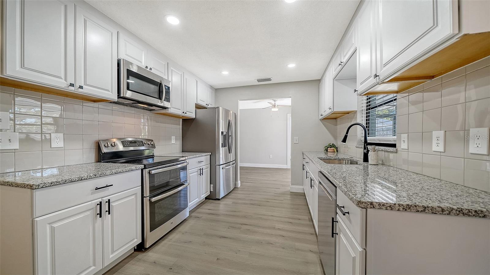 GOLFVIEW SUB - Residential