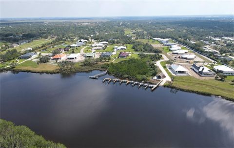 A home in PUNTA GORDA