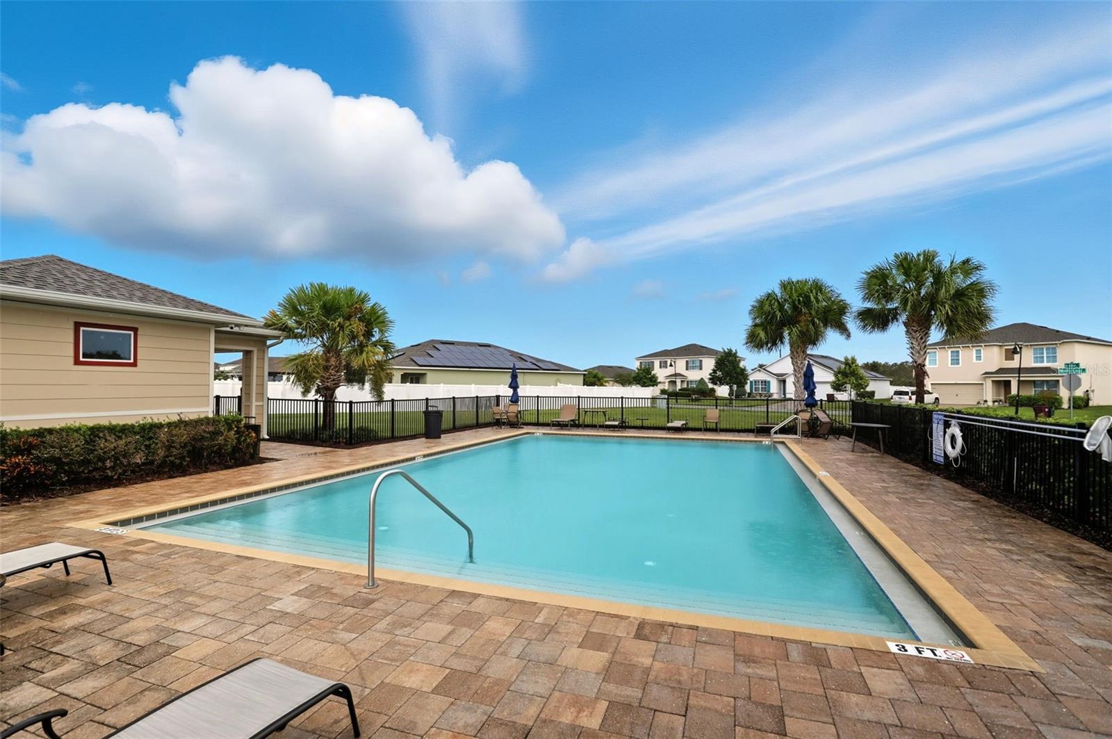 ESTATES OF WESTERLY - Residential Lease