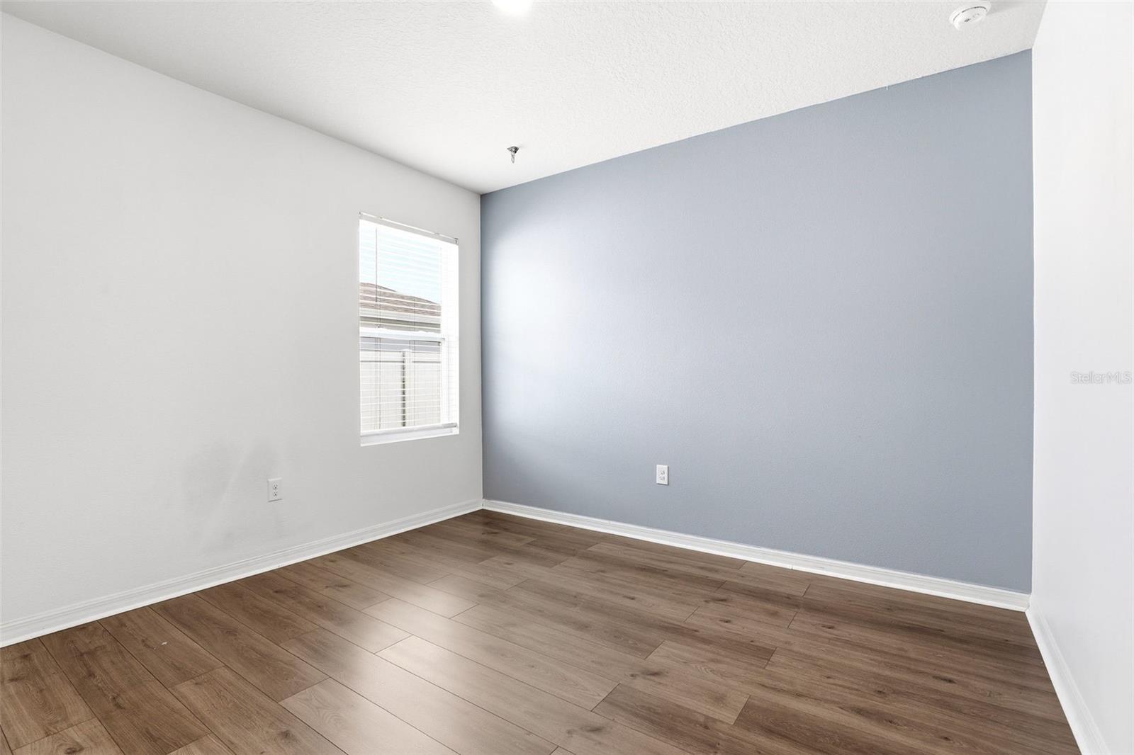 ESTATES OF WESTERLY - Residential Lease