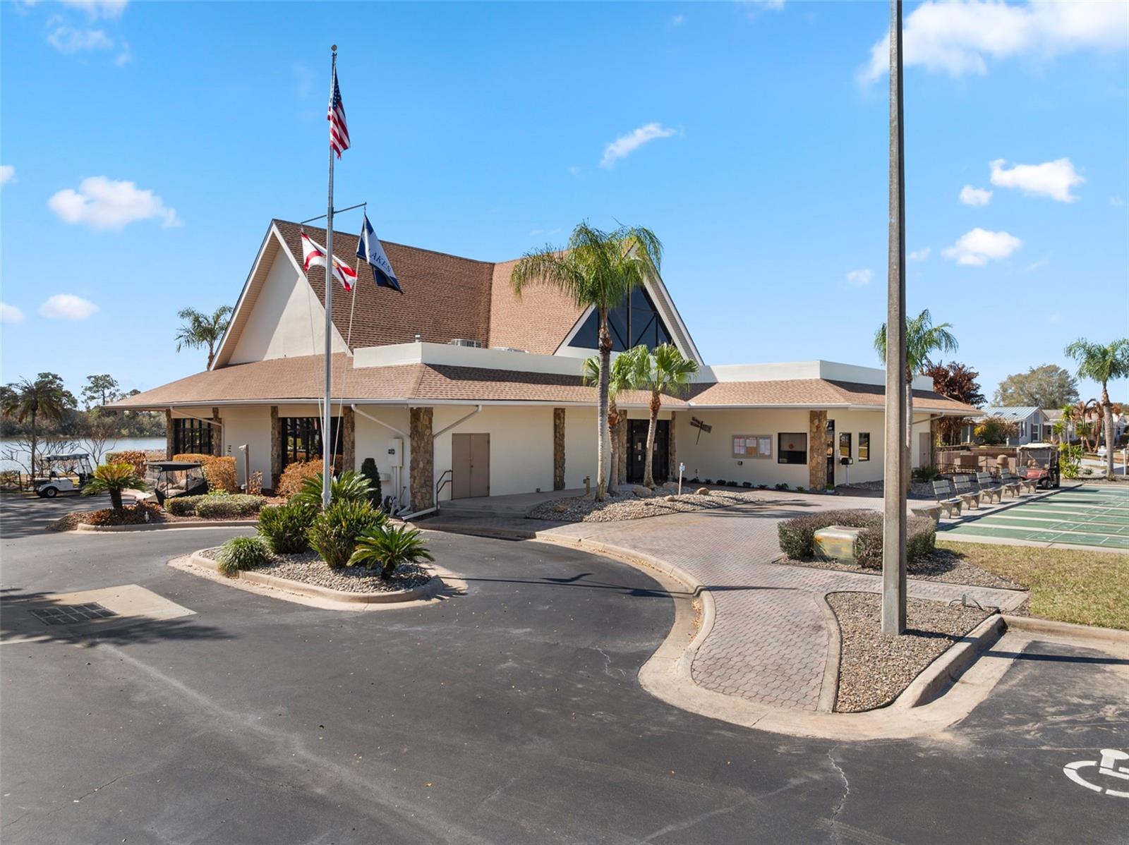 LOST LAKES PH ONE - Residential