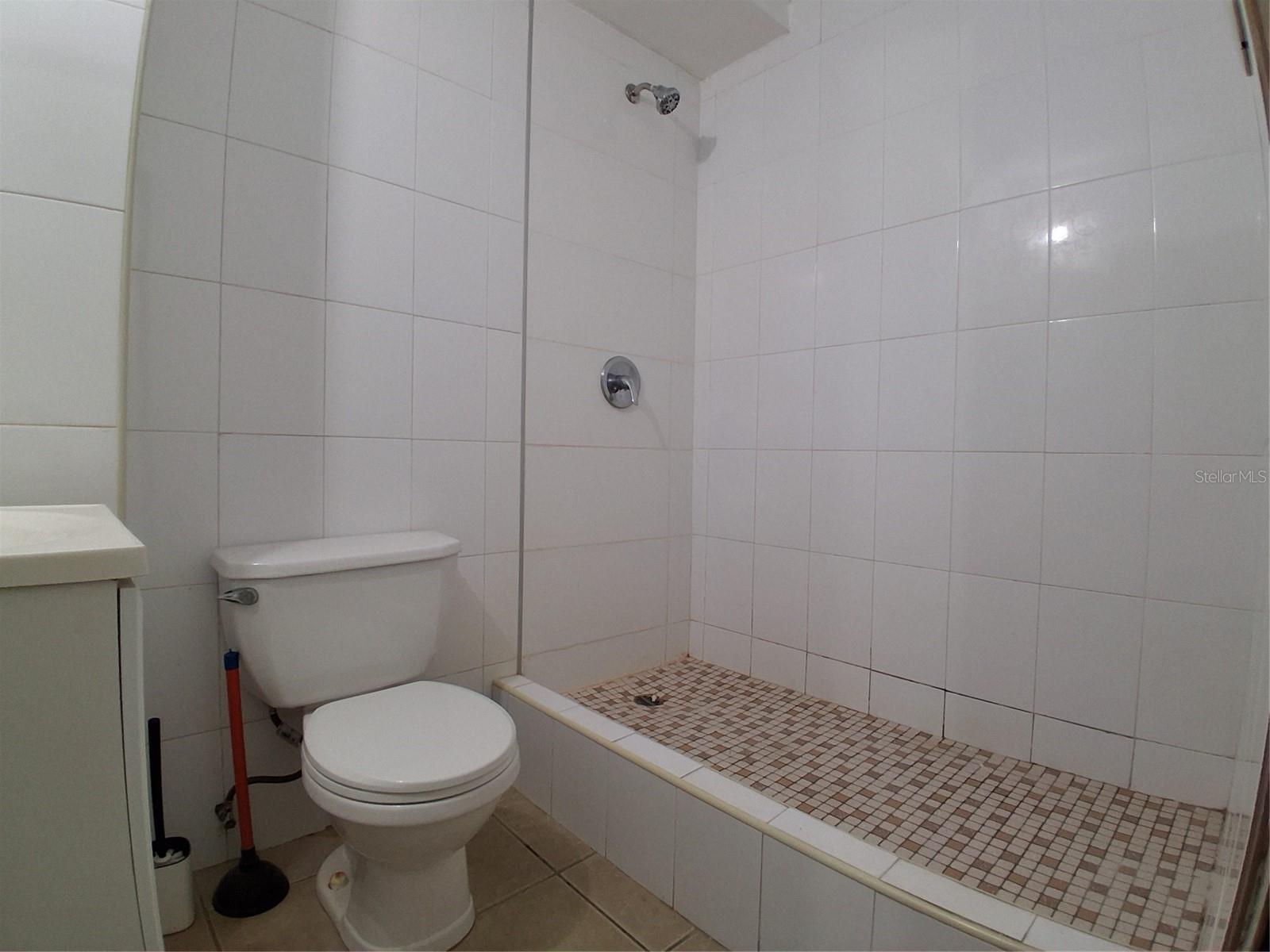 CONDOMINIO LA PUERTA DE LA BAHIA - Residential