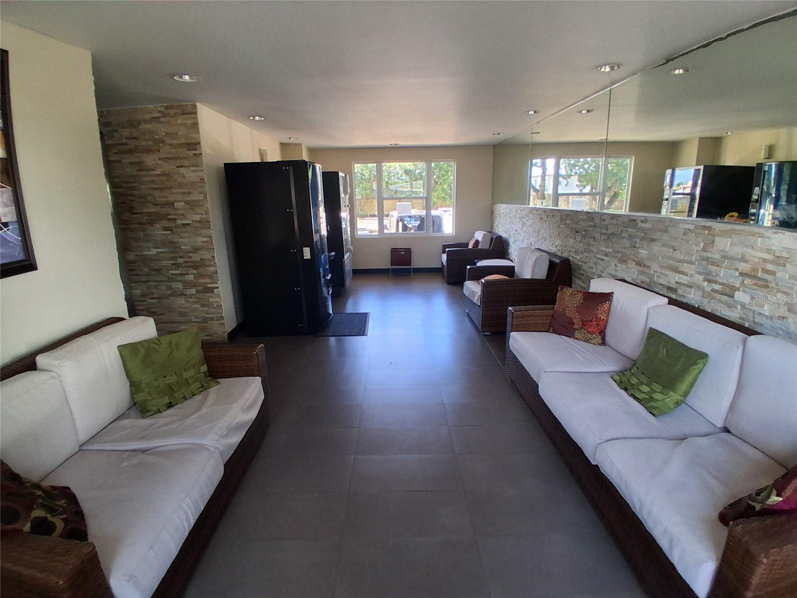 CONDOMINIO LA PUERTA DE LA BAHIA - Residential