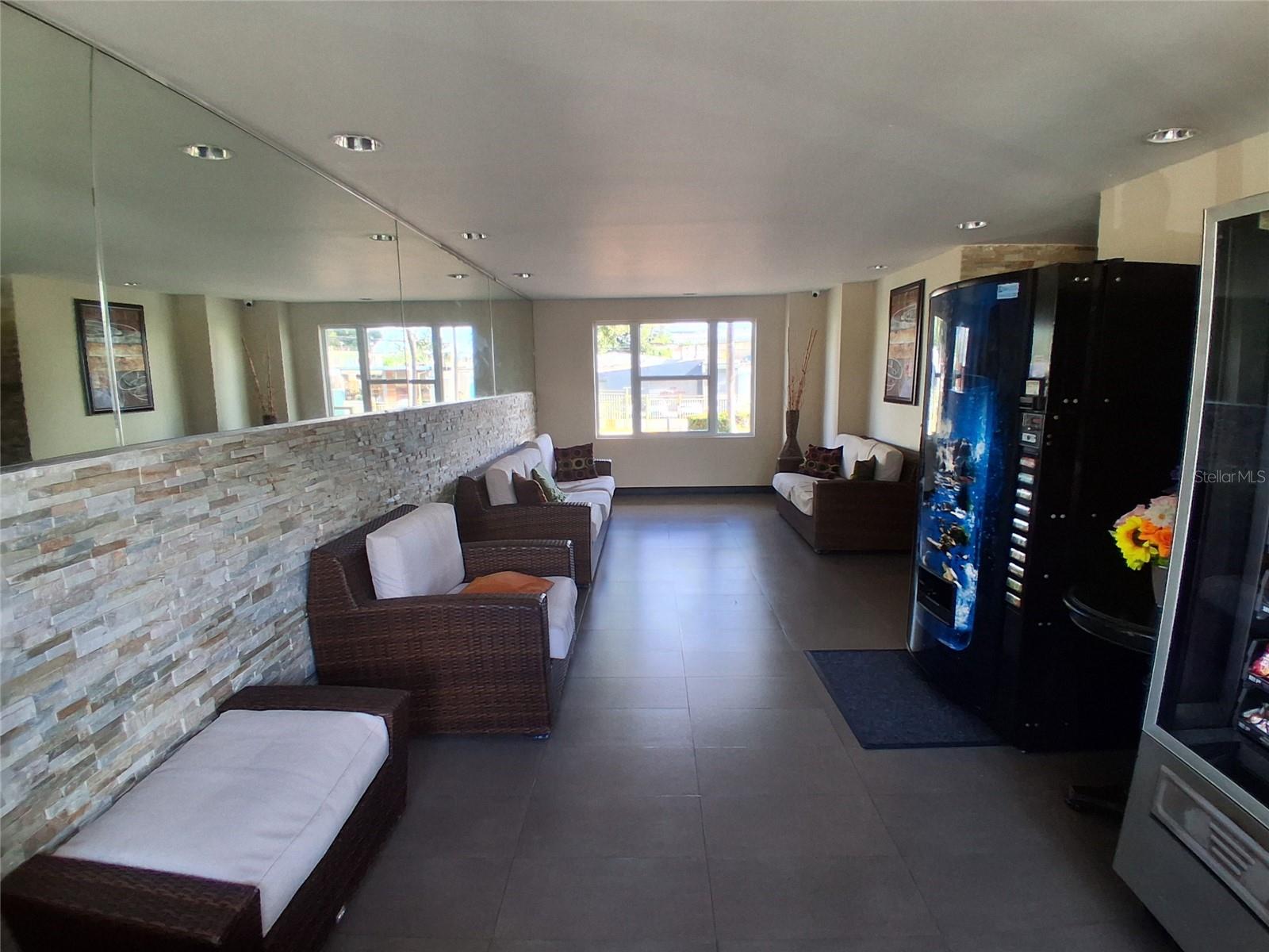 CONDOMINIO LA PUERTA DE LA BAHIA - Residential