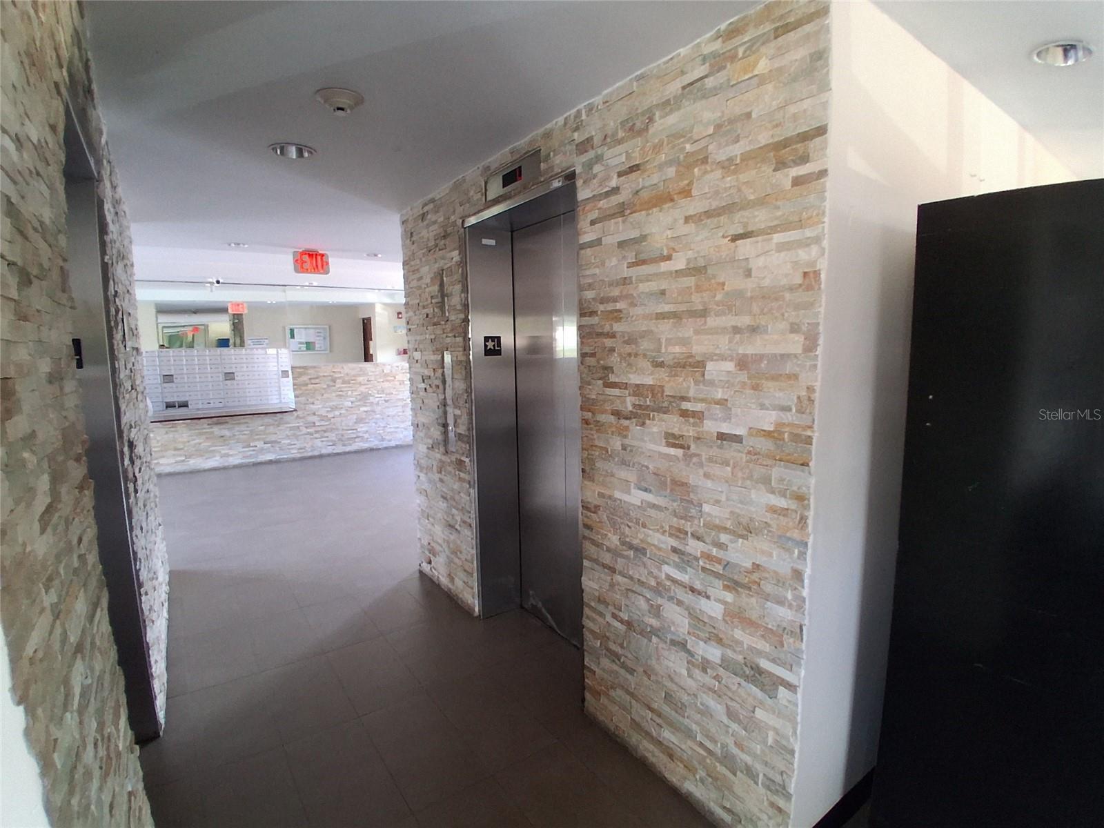 CONDOMINIO LA PUERTA DE LA BAHIA - Residential