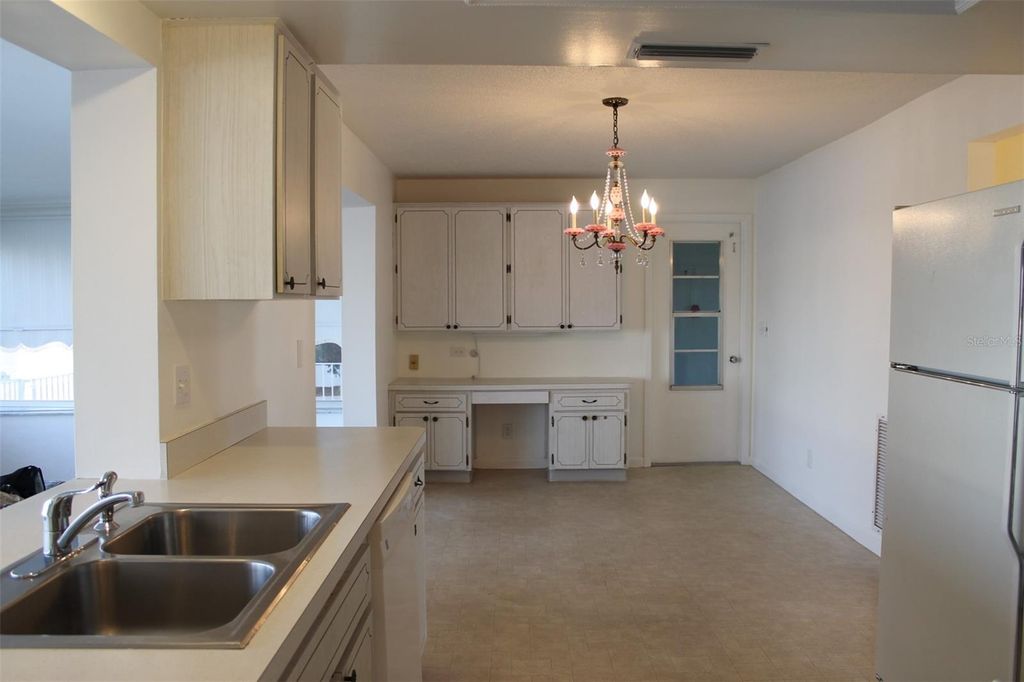 Photo of 9665 Mainlands Boulevard W, Pinellas Park, FL 33782 (MLS # TB8422967)