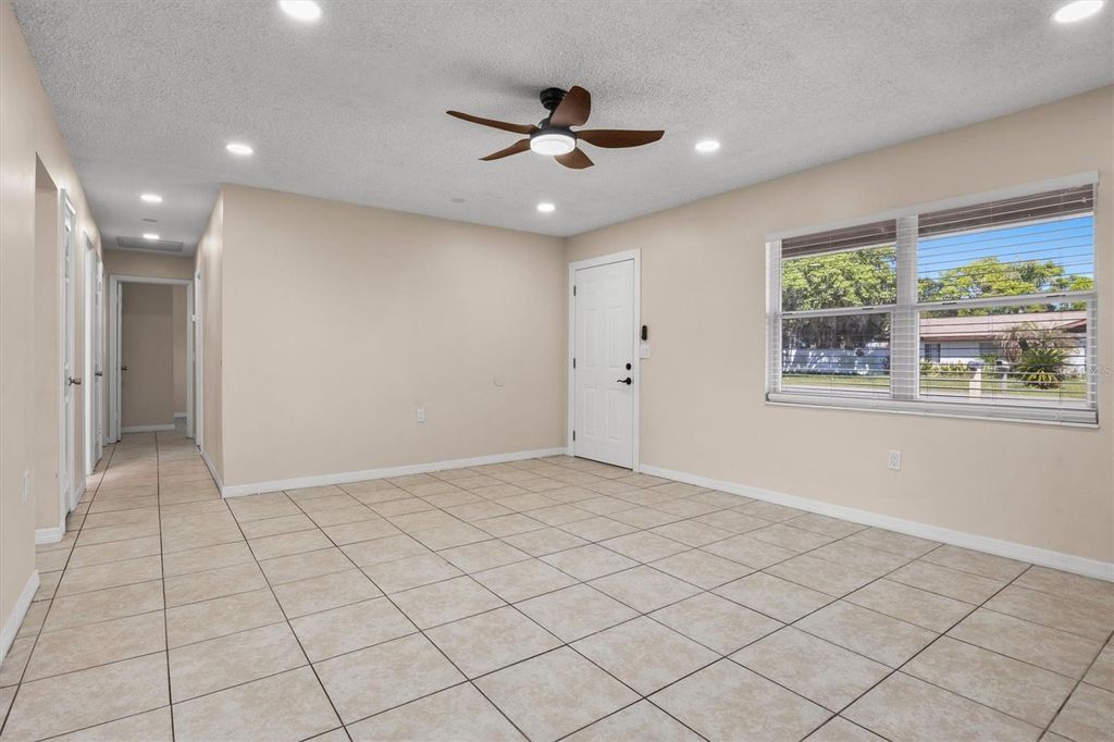 Photo of 731 30th Street NW, Winter Haven, FL 33881 (MLS # S5148315)