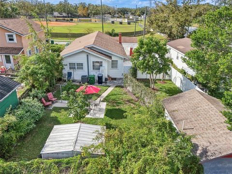 A home in TAMPA