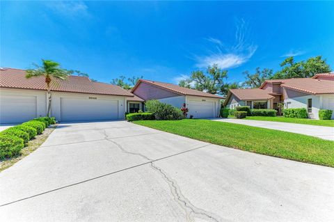 3946 WILSHIRE CIRCLE E 168 SARASOTA FL 34238