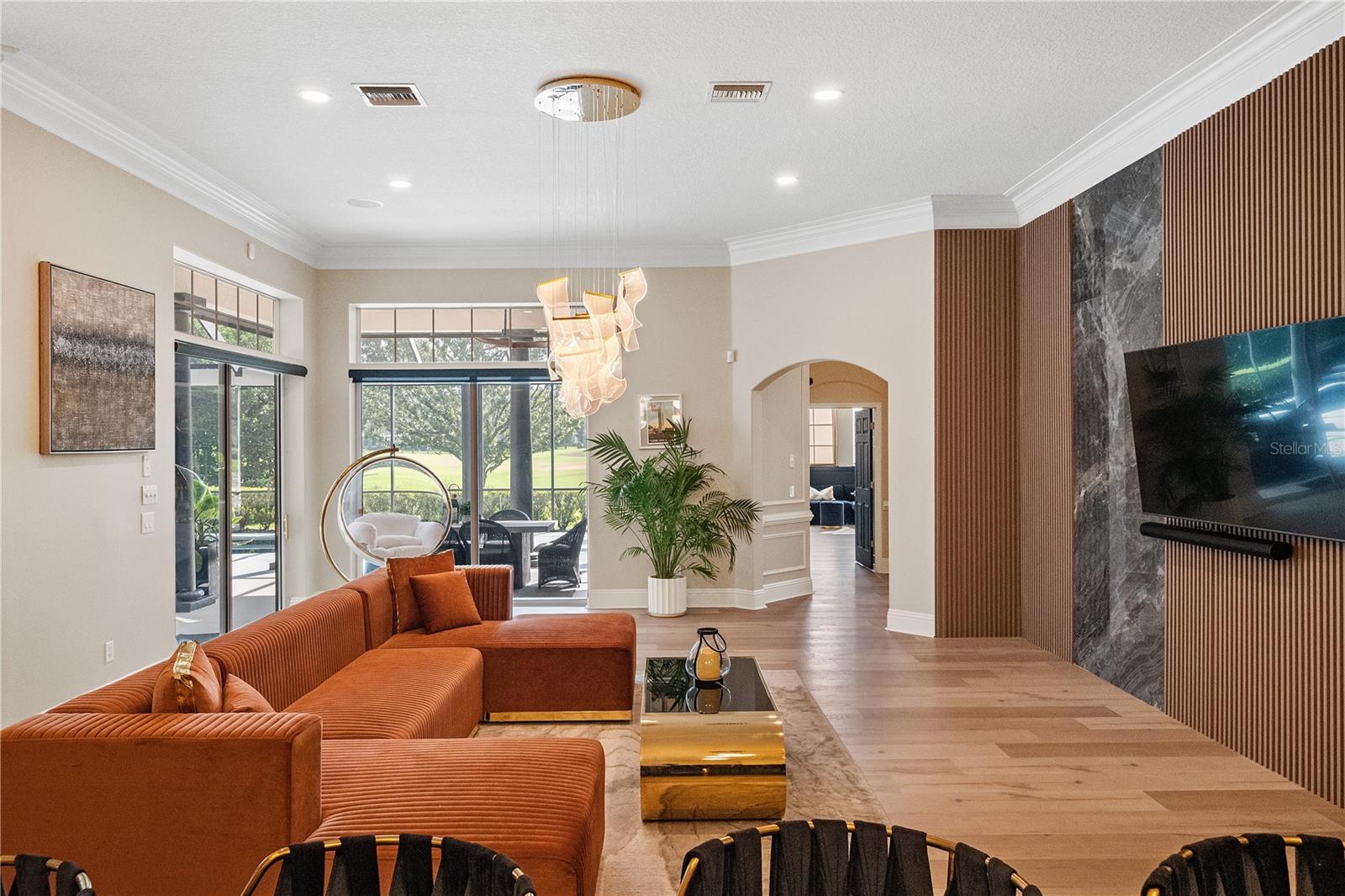 KEENES POINTE - Residential