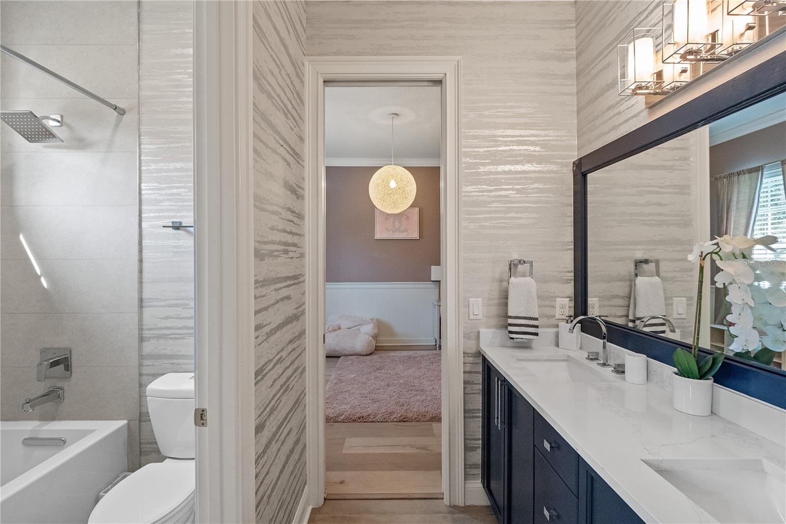 KEENES POINTE - Residential