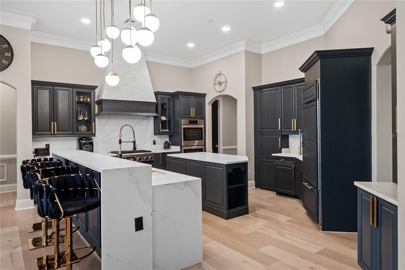 KEENES POINTE - Residential