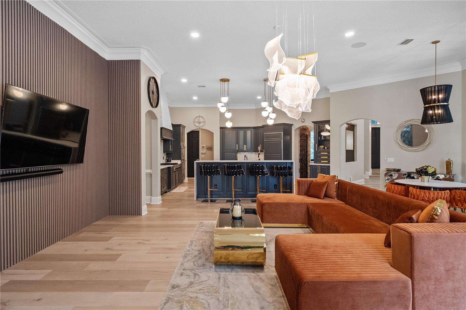 KEENES POINTE - Residential