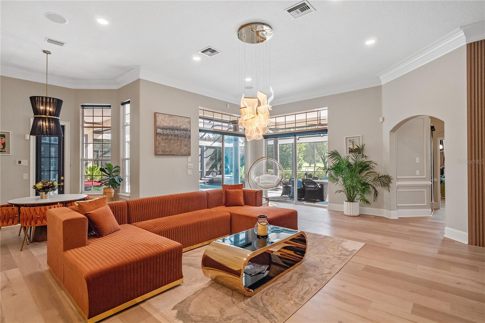 KEENES POINTE - Residential