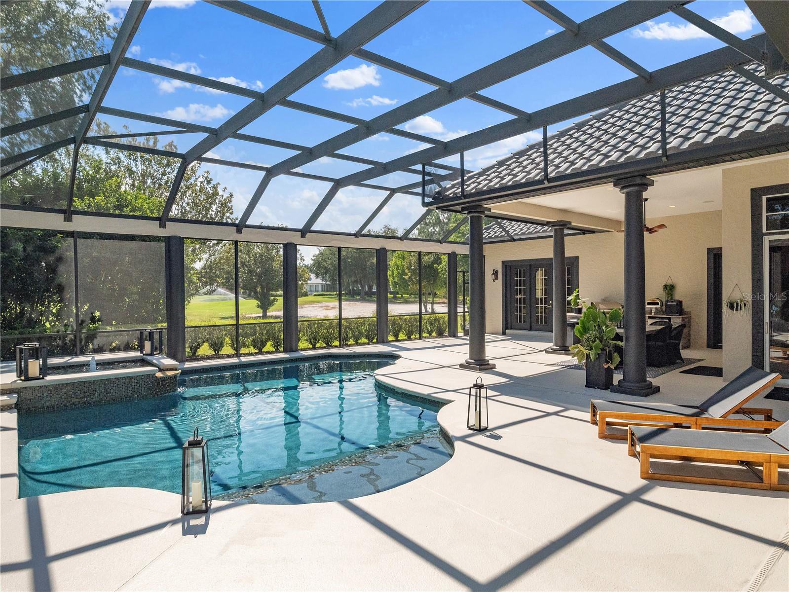 KEENES POINTE - Residential