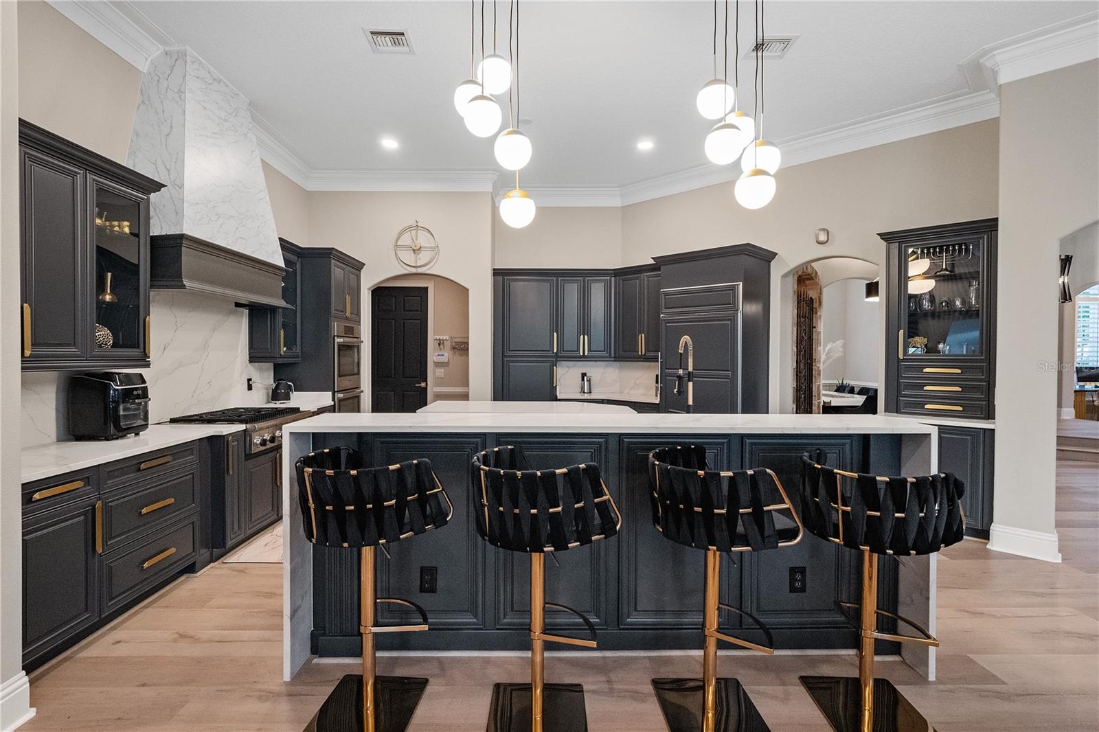 KEENES POINTE - Residential