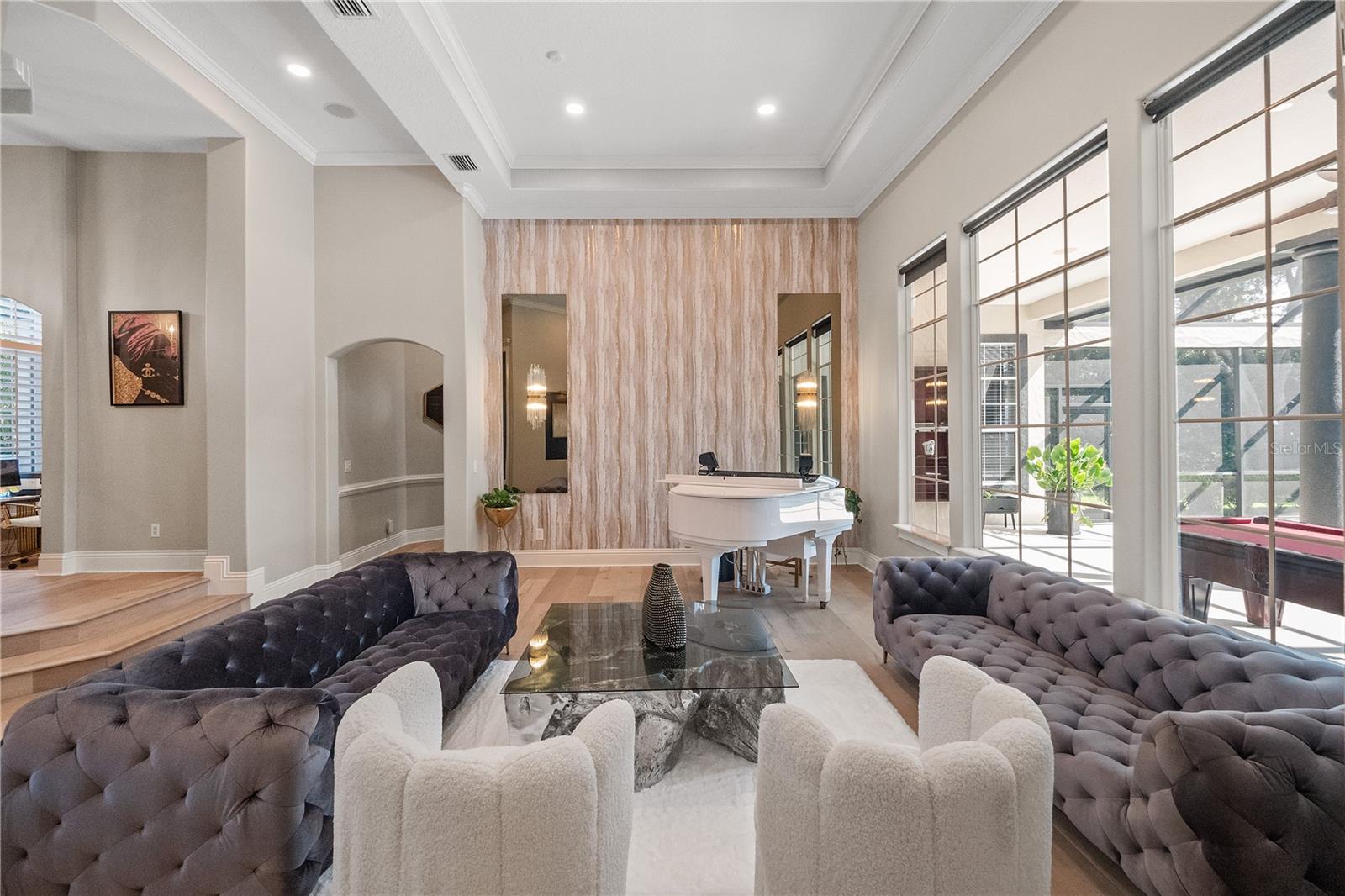 KEENES POINTE - Residential