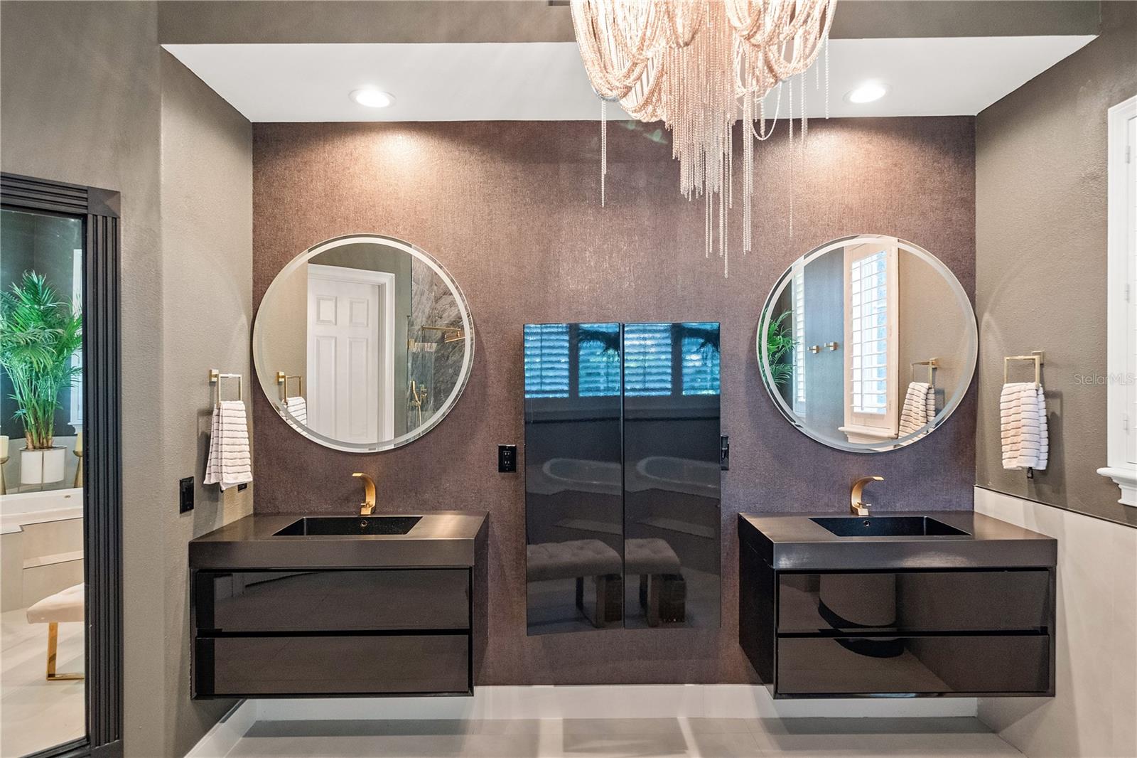 KEENES POINTE - Residential