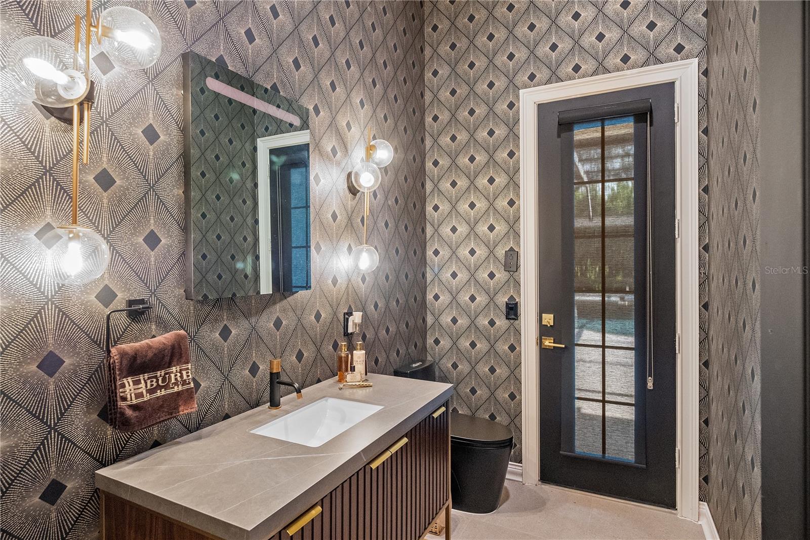 KEENES POINTE - Residential