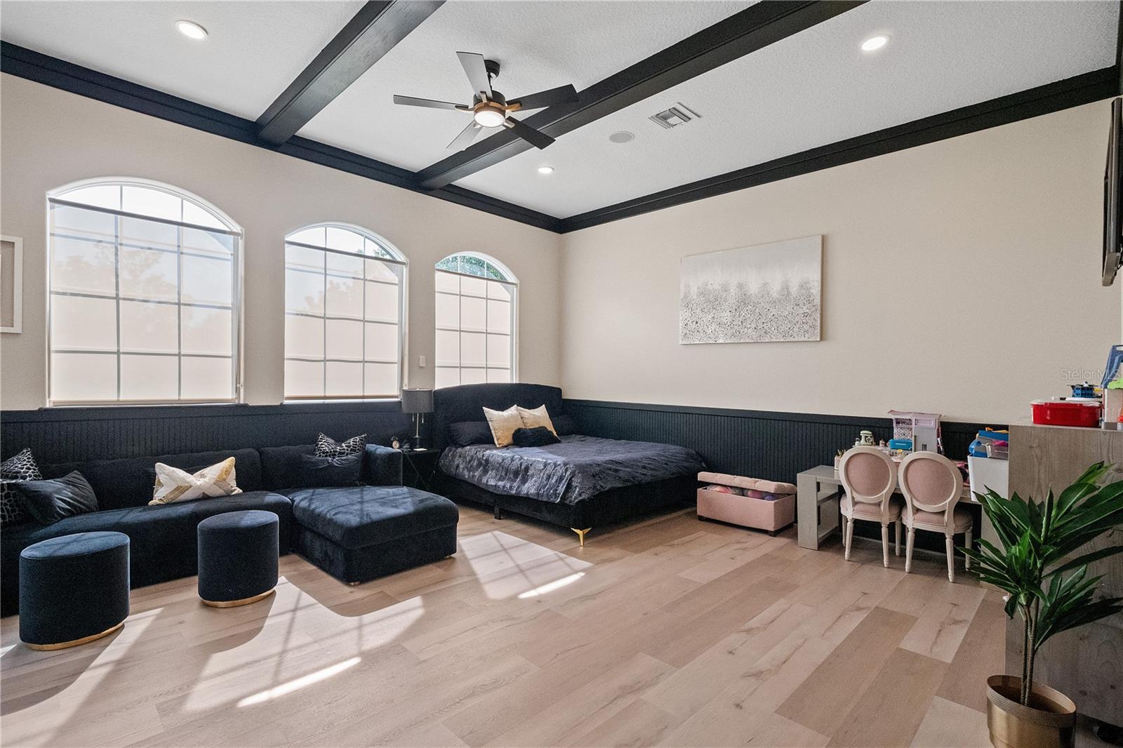 KEENES POINTE - Residential