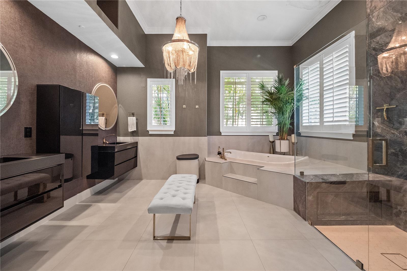 KEENES POINTE - Residential