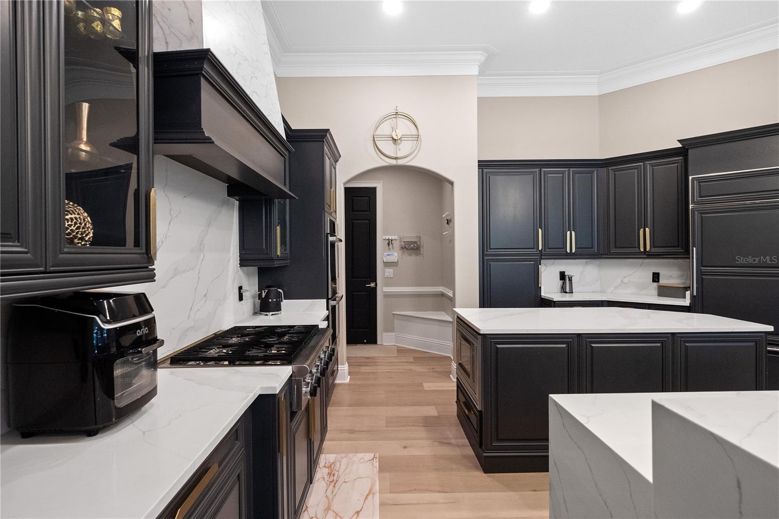 KEENES POINTE - Residential