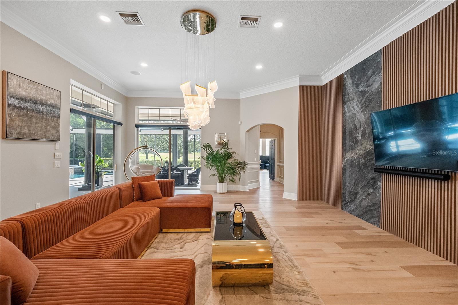 KEENES POINTE - Residential