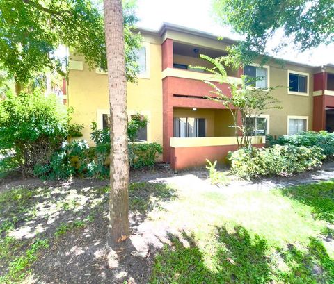 604 KENWICK CIRCLE 105 CASSELBERRY FL 32707