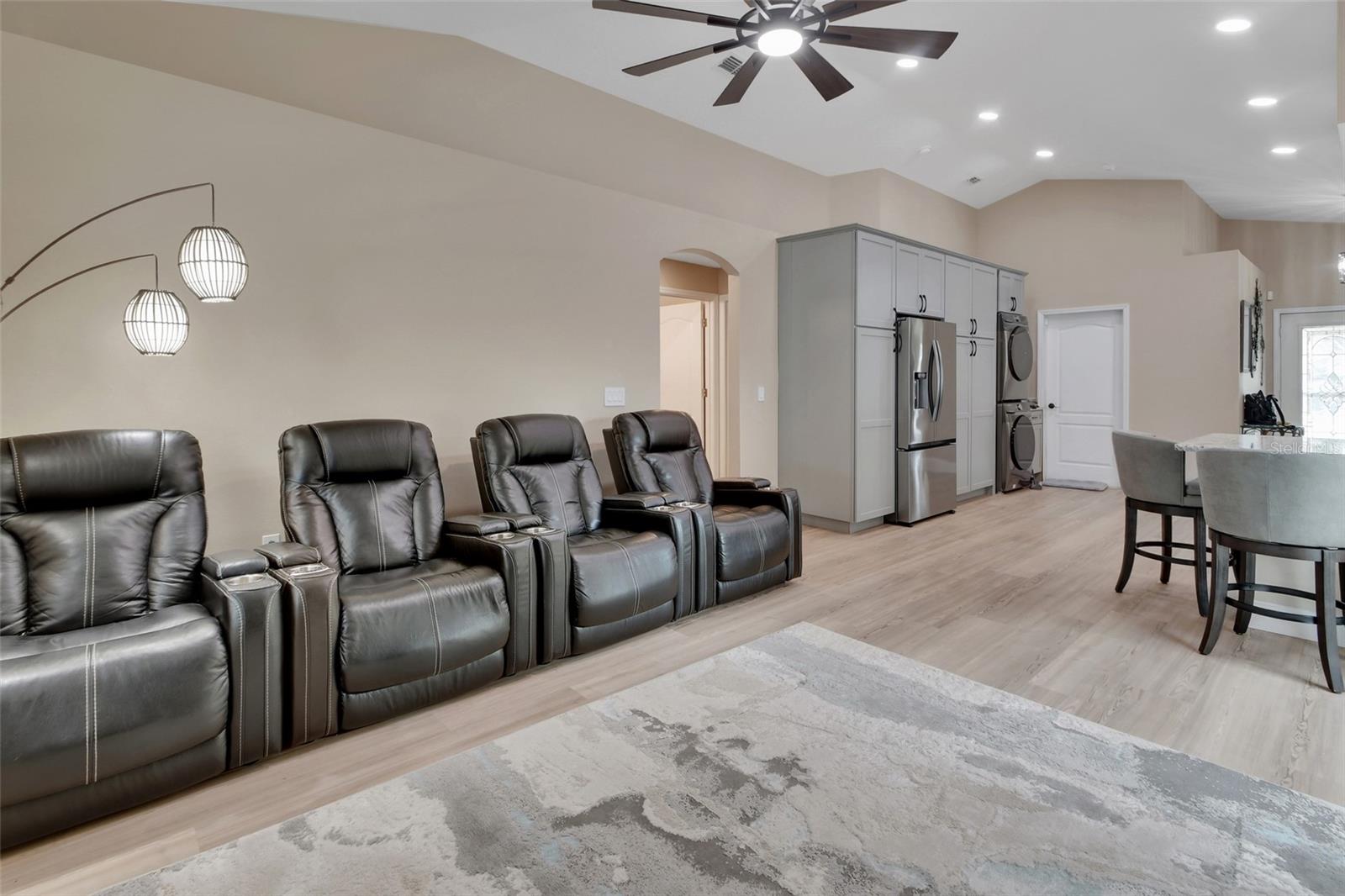 ORMOND GRANADA SOUTH - Residential