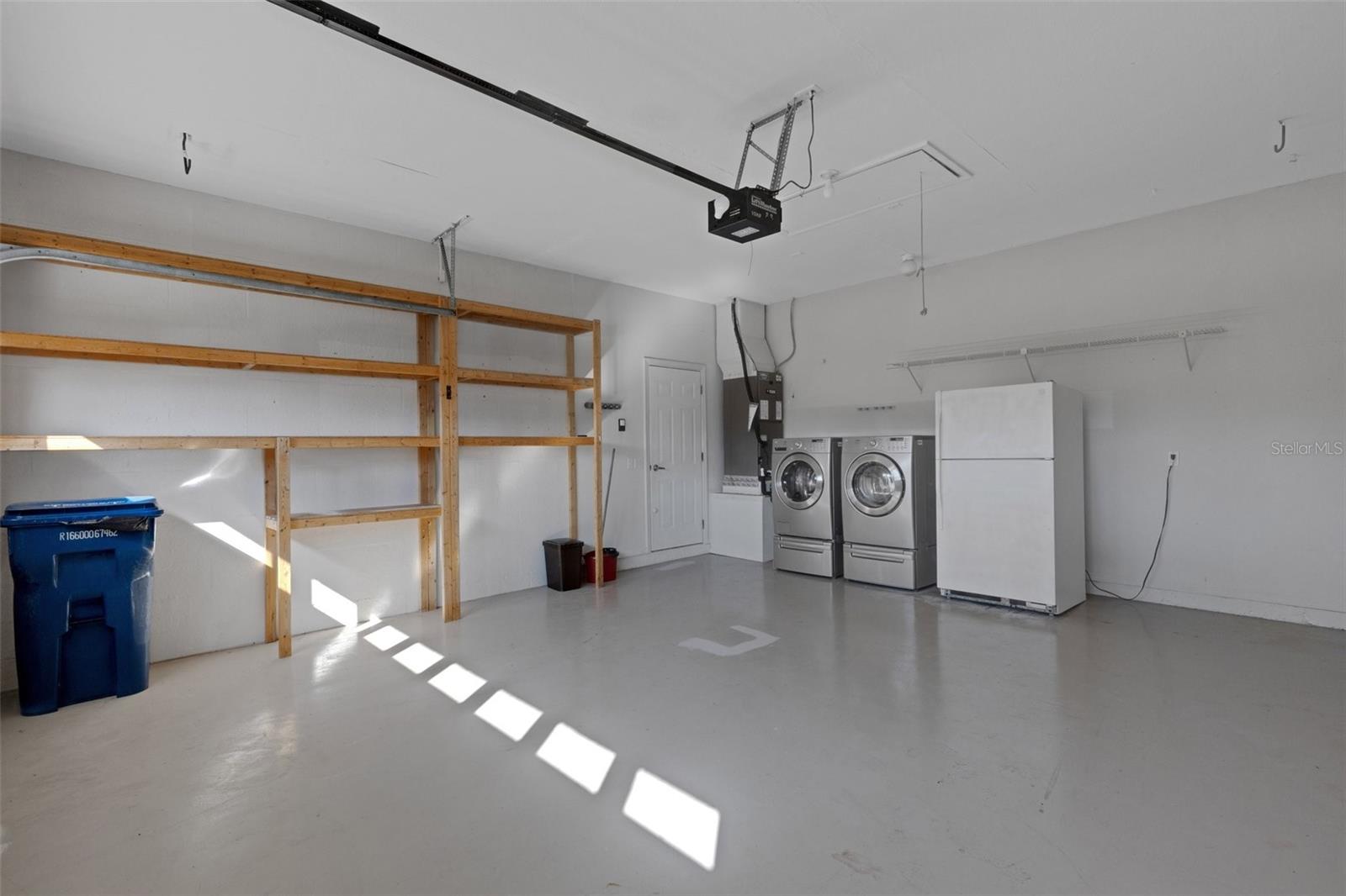 SUMMERFIELD VILLAGE SUBPHASE C U5,T300 - Residential Lease